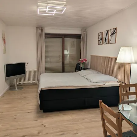 Cozy With Private Bathroom And Terrasse Lägenhet Hilden