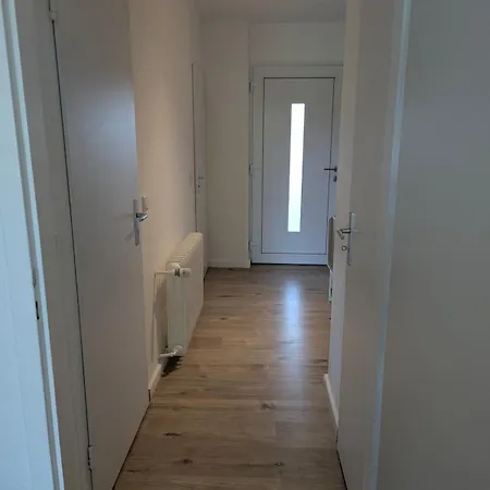Lägenhet Cozy With Private Bathroom And Terrasse Hilden